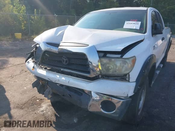 2007 Toyota Tundra SR5 с VIN 5TFBT54177X008291, выставлен на аукционе IAAI как лот 43185810 с пробегом 248 297 миль миль и . История ставок и продаж доступна на DreamBid. Изображение 18.