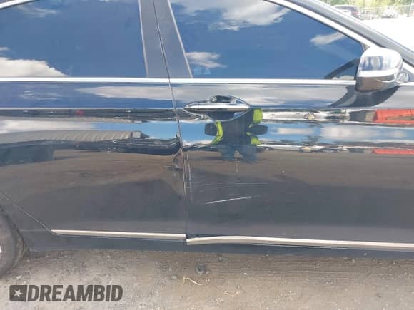 2016 Hyundai Genesis 3.8L с VIN KMHGN4JE6GU142658, выставлен на аукционе IAAI как лот 43127968 с пробегом 133 841 миль миль и . История ставок и продаж доступна на DreamBid. Изображение 6.