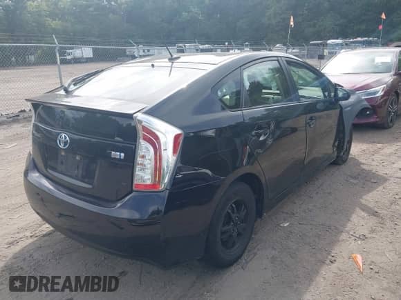 2014 Toyota Prius Two с VIN JTDKN3DU1E1746533, выставлен на аукционе IAAI как лот 43227275 с пробегом 356 058 миль миль и . История ставок и продаж доступна на DreamBid. Изображение 4.
