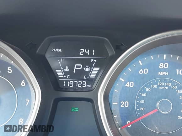 2015 Hyundai Elantra SE z VIN 5NPDH4AE9FH629053, wystawiony jako IAAI lot #43055338 z przebiegiem 119 723 mil mil oraz . Historia ofert i sprzedaży dostępna na DreamBid. Obrazek 15.