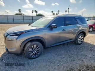 2023 Nissan Pathfinder SL with VIN 5N1DR3CC1PC219083, listed as a Copart auction lot 70960285 with 38,494 mi miles and Salvage title. Bid and sale history available at DreamBid. Image 1.