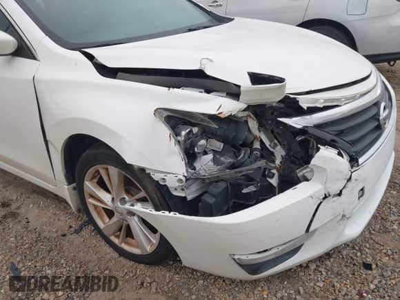 2015 Nissan Altima S z VIN 1N4AL3AP3FC172335, wystawiony jako IAAI lot #43535901 z przebiegiem 127 477 mil mil oraz . Historia ofert i sprzedaży dostępna na DreamBid. Obrazek 6.