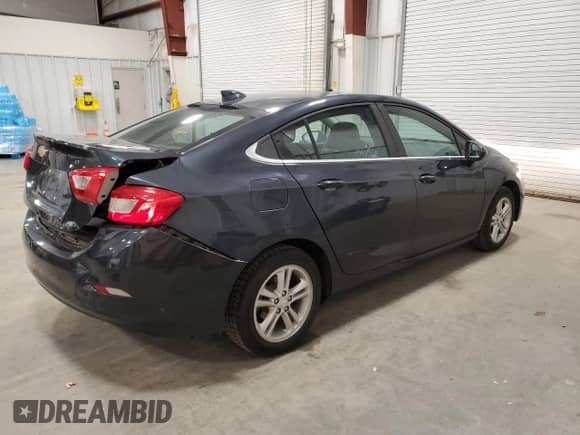 2017 Chevrolet Cruze LT with VIN 1G1BE5SM4H7238694, listed as a Copart auction lot 82683565 with 67,513 mi miles and Clean title. Bid and sale history available at DreamBid. Image 3.