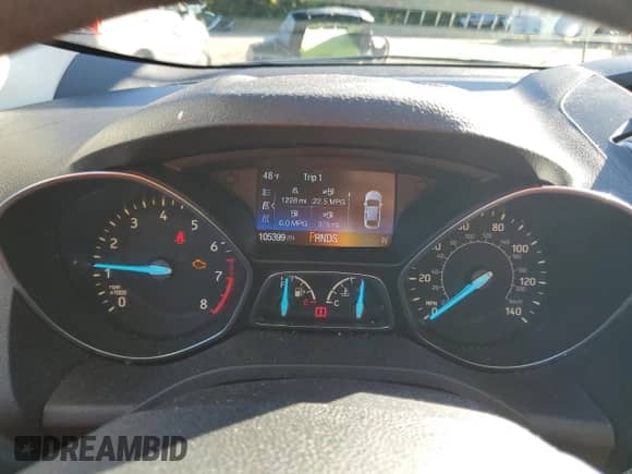 2017 Ford Escape SE с VIN 1FMCU9GD7HUC71197, выставлен на аукционе Copart как лот 86788225 с пробегом 105 399 миль миль и Чистый • Clean title. История ставок и продаж доступна на DreamBid. Изображение 9.