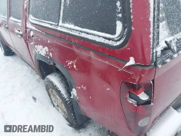 2004 Chevrolet Colorado 1SB LS Z85 с VIN 1GCDT136848135197, выставлен на аукционе IAAI как лот 41289303 с пробегом 230 818 миль миль и . История ставок и продаж доступна на DreamBid. Изображение 6.