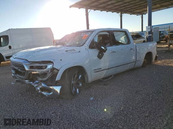 2019 Ram 1500 z VIN 1C6RRFPG3KN825966, wystawiony jako Copart lot #88038675 z przebiegiem Nie podano mil oraz Szkoda całkowita • Salvage title. Historia ofert i sprzedaży dostępna na DreamBid. Obrazek 1.