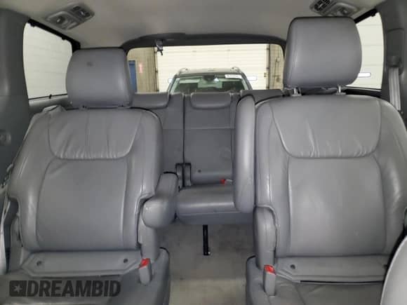 2010 Toyota Sienna XLE с VIN 5TDYK4CC1AS311946, выставлен на аукционе Copart как лот 86078525 с пробегом 193 862 миль миль и Списание • Salvage title. История ставок и продаж доступна на DreamBid. Изображение 10.