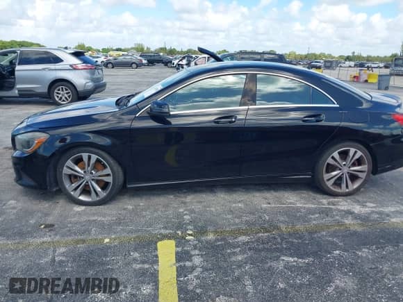 2015 Mercedes-Benz CLA 250 с VIN WDDSJ4EB0FN167337, выставлен на аукционе IAAI как лот 43374883 с пробегом 168 120 миль миль и . История ставок и продаж доступна на DreamBid. Изображение 14.