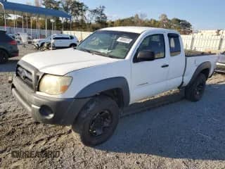 2006 Toyota Tacoma z VIN 5TEUX42N06Z159994, wystawiony jako Copart lot #90085575 z przebiegiem 269 921 mil mil oraz Czysty tytuł • Clean title. Historia ofert i sprzedaży dostępna na DreamBid. Obrazek 1.