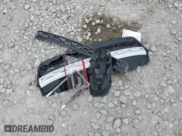 2017 Land Rover Discovery Sport HSE с VIN SALCR2BG9HH643073, выставлен на аукционе Copart как лот 66554335 с пробегом 92 829 миль миль и Списание • Salvage title. История ставок и продаж доступна на DreamBid. Изображение 13.