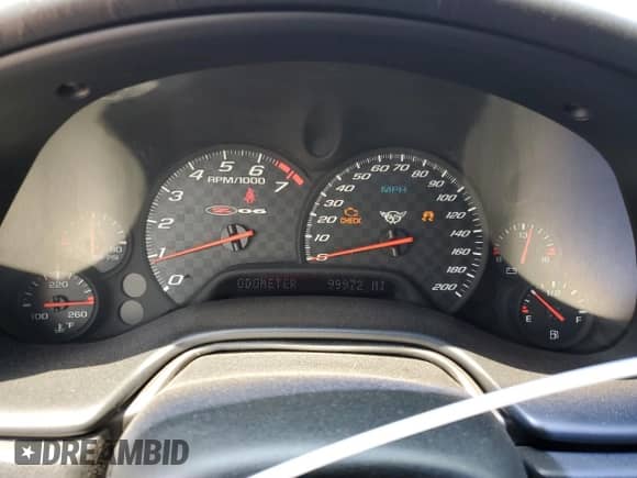 2003 Chevrolet Corvette Z06 z VIN 1G1YY12S935105216, wystawiony jako Copart lot #68721585 z przebiegiem 99 972 mil mil oraz Szkoda całkowita • Salvage title. Historia ofert i sprzedaży dostępna na DreamBid. Obrazek 9.
