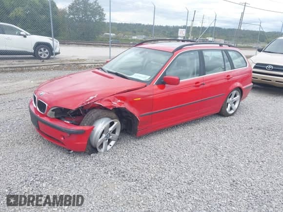 2004 BMW 3 Series 325i with VIN WBAEN33484PC13265, listed as a IAAI auction lot 43352495 with 175,475 mi miles and . Bid and sale history available at DreamBid. Image 2.