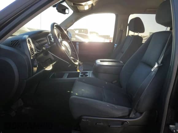 2008 GMC Sierra 1500 Work Truck with VIN 2GTEK13M381302015, listed as a Copart auction lot 82699885 with 307,149 mi miles and Clean title. Bid and sale history available at DreamBid. Image 7.