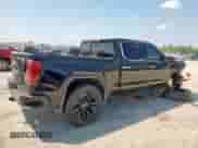 2023 GMC Sierra 1500 Denali z VIN 3GTUUGED6PG166328, wystawiony jako Copart lot #67110725 z przebiegiem 45 578 mil mil oraz Szkoda całkowita • Salvage title. Historia ofert i sprzedaży dostępna na DreamBid. Obrazek 3.