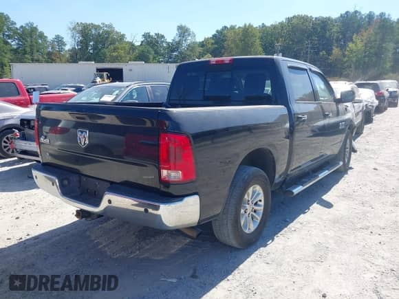 2013 Ram 1500 SLT z VIN 1C6RR6LG3DS679904, wystawiony jako IAAI lot #43351882 z przebiegiem 181 815 mil mil oraz . Historia ofert i sprzedaży dostępna na DreamBid. Obrazek 4.