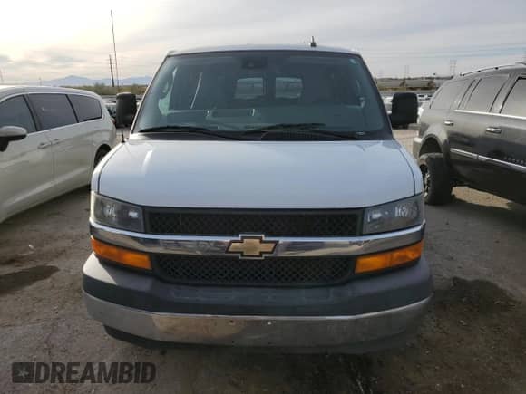 2019 Chevrolet Express Passenger LT с VIN 1GAZGPFG1K1258906, выставлен на аукционе Copart как лот 83314424 с пробегом 202 480 миль миль и Чистый • Clean title. История ставок и продаж доступна на DreamBid. Изображение 5.