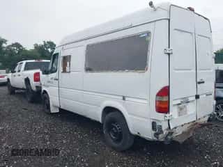 2003 Dodge Sprinter with VIN WD2YD641035422269, listed as a IAAI auction lot 39943180 with Not provided miles and . Bid and sale history available at DreamBid. Image 3.