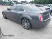 2013 Chrysler 300 S с VIN 2C3CCABT9DH681718, выставлен на аукционе IAAI как лот 43030800 с пробегом 176 908 миль миль и . История ставок и продаж доступна на DreamBid. Изображение 3.