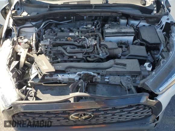 2022 Toyota Corolla Cross L with VIN 7MUAAAAG9NV013567, listed as a Copart auction lot 68475575 with 29,475 mi miles and Salvage title. Bid and sale history available at DreamBid. Image 11.