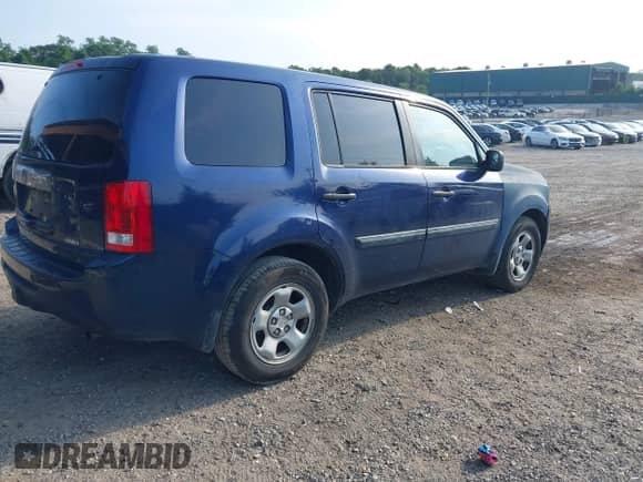 2014 Honda Pilot LX с VIN 5FNYF4H27EB057156, выставлен на аукционе IAAI как лот 42974918 с пробегом 180 254 миль миль и . История ставок и продаж доступна на DreamBid. Изображение 4.