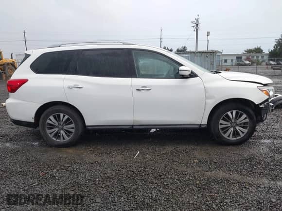 2020 Nissan Pathfinder SL z VIN 5N1DR2CN1LC603919, wystawiony jako IAAI lot #40834376 z przebiegiem 84 726 mil mil oraz . Historia ofert i sprzedaży dostępna na DreamBid. Obrazek 14.