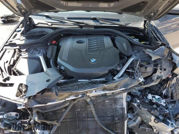 2022 BMW 5 Series 540i xDrive z VIN WBA73BJ01NWX68037, wystawiony jako Copart lot #71298785 z przebiegiem Nie podano mil oraz Szkoda całkowita • Salvage title. Historia ofert i sprzedaży dostępna na DreamBid. Obrazek 11.