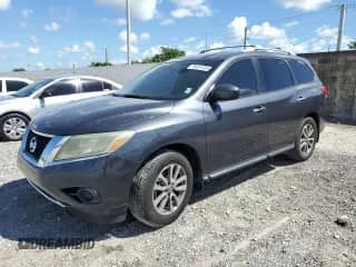 2014 Nissan Pathfinder SL with VIN 5N1AR2MN7EC668374, listed as a Copart auction lot 84891085 with 132,012 mi miles and Clean title. Bid and sale history available at DreamBid. Image 1.