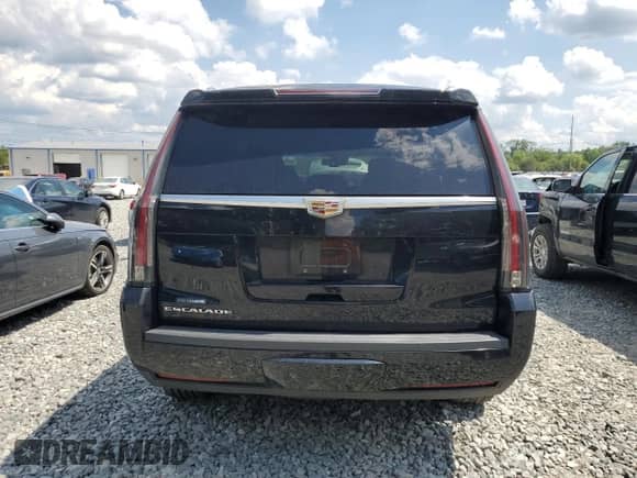 2016 Cadillac Escalade Platinum z VIN 1GYS4DKJ9GR123242, wystawiony jako Copart lot #59787415 z przebiegiem 135 786 mil mil oraz Szkoda całkowita • Salvage title. Historia ofert i sprzedaży dostępna na DreamBid. Obrazek 6.