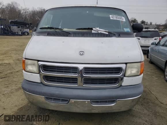 2001 Dodge Passenger with VIN 2B5WB35Z01K531155, listed as a Copart auction lot 43185505 with 66,239 mi miles and Salvage title. Bid and sale history available at DreamBid. Image 5.