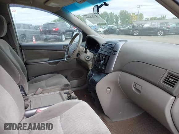 2009 Toyota Sienna CE с VIN 5TDZK23C49S254730, выставлен на аукционе IAAI как лот 43262449 с пробегом 181 939 миль миль и . История ставок и продаж доступна на DreamBid. Изображение 5.
