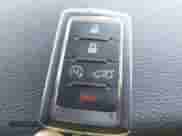 2023 Jeep Grand Cherokee Laredo z VIN 1C4RJJAG0P8835405, wystawiony jako IAAI lot #42558460 z przebiegiem 42 877 mil mil oraz . Historia ofert i sprzedaży dostępna na DreamBid. Obrazek 11.