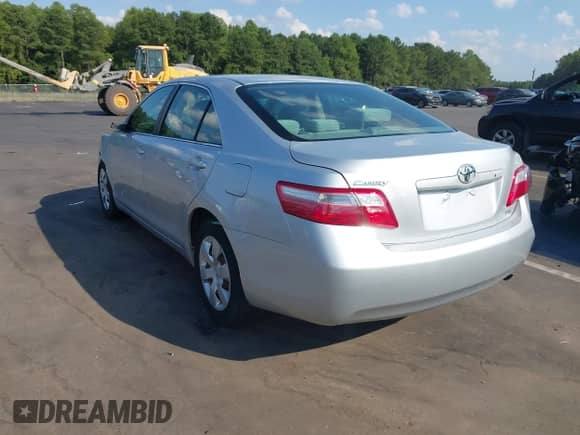 2007 Toyota Camry LE с VIN 4T1BE46KX7U653461, выставлен на аукционе IAAI как лот 43139800 с пробегом 107 212 миль миль и . История ставок и продаж доступна на DreamBid. Изображение 3.