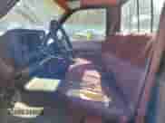 1989 GMC Sierra 1500 z VIN 1GTDC14H5KE547219, wystawiony jako Copart lot #48309985 z przebiegiem 36 335 mil mil oraz Nie do naprawy • Non repairable. Historia ofert i sprzedaży dostępna na DreamBid. Obrazek 7.