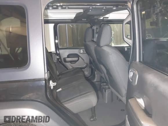 2021 Jeep Wrangler Unlimited 80th Anniversary with VIN 1C4HJXDG3MW769305, listed as a IAAI auction lot 41567149 with 47,652 mi miles and . Bid and sale history available at DreamBid. Image 8.