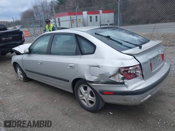 2004 Hyundai Elantra GT z VIN KMHDN56DX4U113958, wystawiony jako IAAI lot #41523198 z przebiegiem 134 270 mil mil oraz . Historia ofert i sprzedaży dostępna na DreamBid. Obrazek 3.