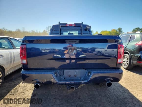 2012 Ram 1500 Express z VIN 1C6RD7FT7CS271210, wystawiony jako Copart lot #86868275 z przebiegiem 203 207 mil mil oraz Szkoda całkowita • Salvage title. Historia ofert i sprzedaży dostępna na DreamBid. Obrazek 6.