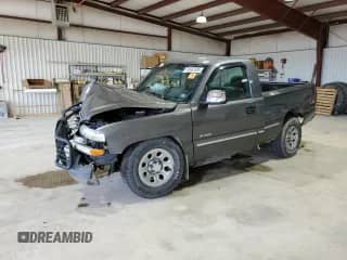 1999 Chevrolet Silverado 1500 LS с VIN 1GCEK14T8XZ131855, выставлен на аукционе Copart как лот 61603385 с пробегом 240 378 миль миль и Списание • Salvage title. История ставок и продаж доступна на DreamBid. Изображение 1.