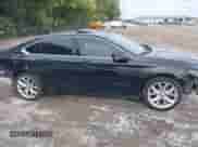 2017 Chevrolet Impala LT z VIN 2G1105S31H9127178, wystawiony jako IAAI lot #43303395 z przebiegiem Nie podano mil oraz . Historia ofert i sprzedaży dostępna na DreamBid. Obrazek 13.