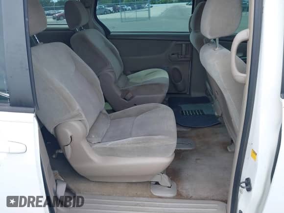 2009 Toyota Sienna CE с VIN 5TDZK23C99S255503, выставлен на аукционе IAAI как лот 43225831 с пробегом 111 809 миль миль и . История ставок и продаж доступна на DreamBid. Изображение 8.