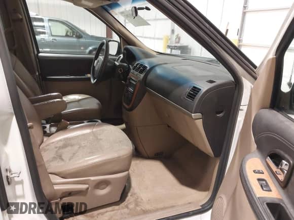 2005 Saturn Relay 2 with VIN 5GZDV03L35D290547, listed as a IAAI auction lot 42131202 with 231,279 mi miles and . Bid and sale history available at DreamBid. Image 5.