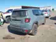 2017 Jeep Renegade Latitude z VIN ZACCJABB4HPG16935, wystawiony jako IAAI lot #41843666 z przebiegiem 37 835 mil mil oraz . Historia ofert i sprzedaży dostępna na DreamBid. Obrazek 4.