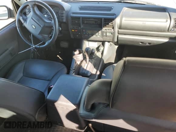 2004 Land Rover Discovery with VIN SALTL19444A851338, listed as a Copart auction lot 46957395 with 54,067 mi miles and Clean title. Bid and sale history available at DreamBid. Image 8.