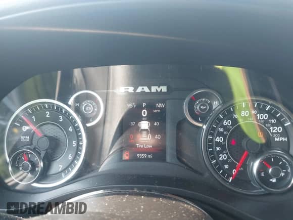 2024 Ram 1500 Big Horn with VIN 1C6SRFMT6RN137439, listed as a IAAI auction lot 42601117 with 9,359 mi miles and . Bid and sale history available at DreamBid. Image 7.