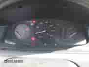 1993 Honda Civic z VIN 2HGEJ2244PH516304, wystawiony jako IAAI lot #42231521 z przebiegiem 175 119 mil mil oraz . Historia ofert i sprzedaży dostępna na DreamBid. Obrazek 7.