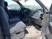 2002 Dodge 1500 z VIN 1D7HU16N52J190963, wystawiony jako IAAI lot #41975140 z przebiegiem 181 980 mil mil oraz . Historia ofert i sprzedaży dostępna na DreamBid. Obrazek 5.