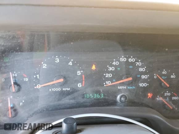 2001 Jeep Wrangler Sport с VIN 1J4FA49S91P315529, выставлен на аукционе Copart как лот 80942685 с пробегом 165 363 миль миль и Чистый • Clean title. История ставок и продаж доступна на DreamBid. Изображение 9.