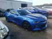 2016 Chevrolet Camaro 1SS z VIN 1G1FF1R73G0179099, wystawiony jako Copart lot #73005104 z przebiegiem 61 203 mil mil oraz Szkoda całkowita • Salvage title. Historia ofert i sprzedaży dostępna na DreamBid. Obrazek 4.
