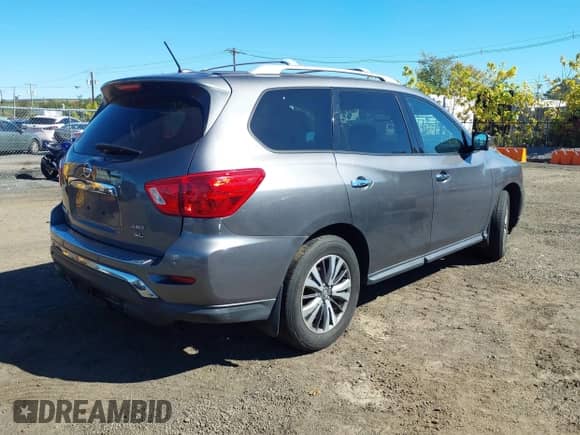 2017 Nissan Pathfinder S with VIN 5N1DR2MM6HC629302, listed as a IAAI auction lot 43405828 with 230,226 mi miles and . Bid and sale history available at DreamBid. Image 4.