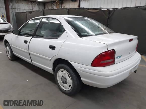 1995 Dodge Neon Competition with VIN 1B3ES47C0SD550657, listed as a IAAI auction lot 42562100 with 88,007 mi miles and . Bid and sale history available at DreamBid. Image 3.