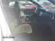 2023 Nissan Kicks SR z VIN 3N1CP5DV3PL553771, wystawiony jako Copart lot #90419205 z przebiegiem 29 843 mil mil oraz Szkoda całkowita • Salvage title. Historia ofert i sprzedaży dostępna na DreamBid. Obrazek 7.